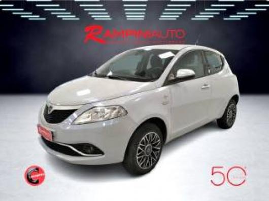 usato LANCIA Ypsilon