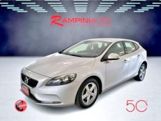 V40