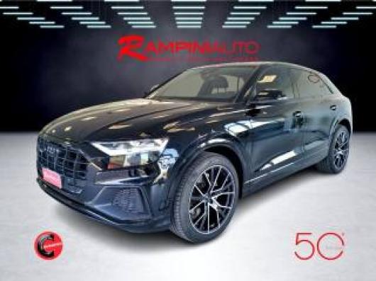 usato AUDI Q8