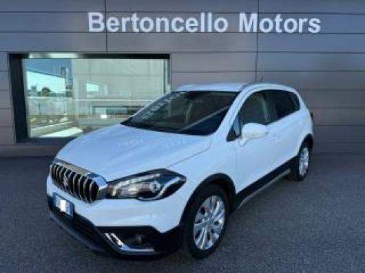 usato SUZUKI S Cross
