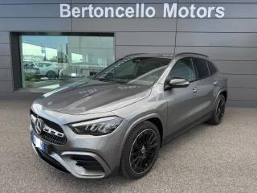 usato MERCEDES GLA 200