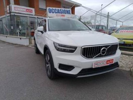 usato VOLVO XC40