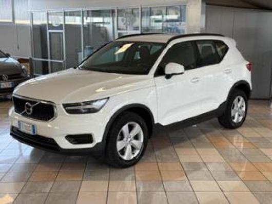 usato VOLVO XC40