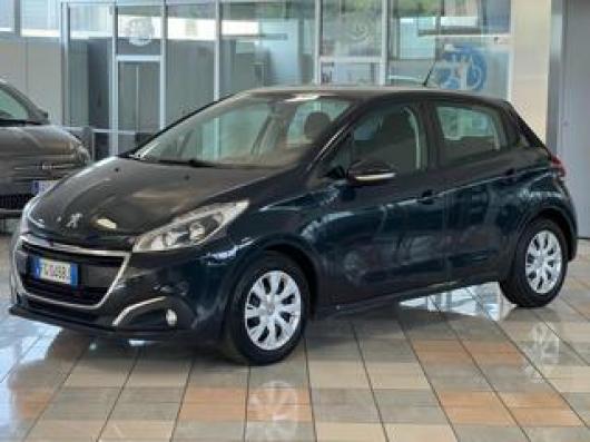 usato PEUGEOT 208