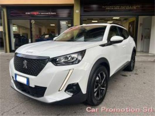 usato PEUGEOT 2008