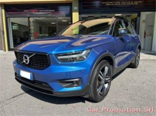 usato VOLVO XC40