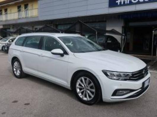 usato VOLKSWAGEN Passat Variant