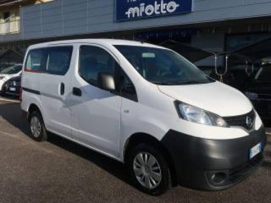 usato NISSAN NV200