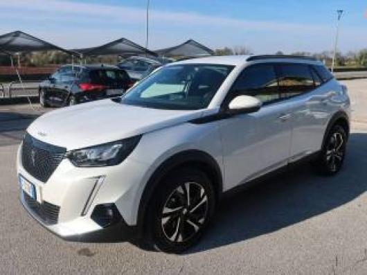 usato PEUGEOT 2008