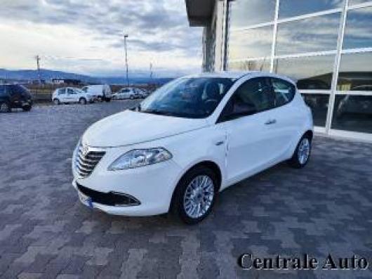 usato LANCIA Ypsilon