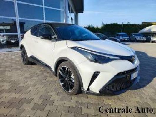 usato TOYOTA C HR