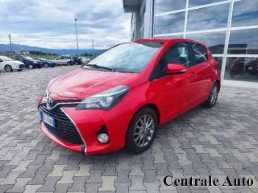 usato TOYOTA Yaris