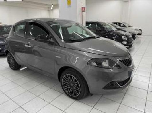 usato LANCIA Ypsilon