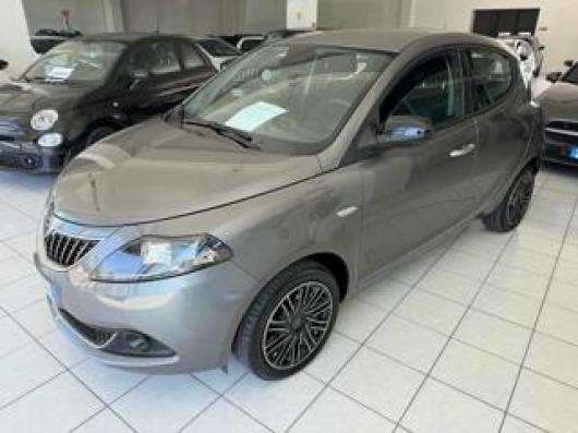 Ypsilon