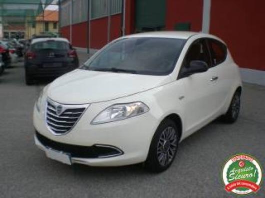 usato LANCIA Ypsilon