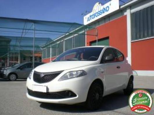 usato LANCIA Ypsilon