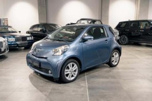 usato TOYOTA iQ