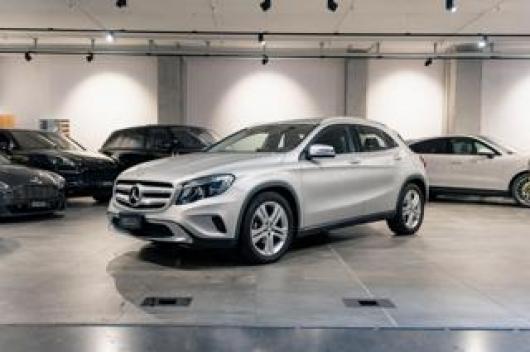 usato MERCEDES GLA 180