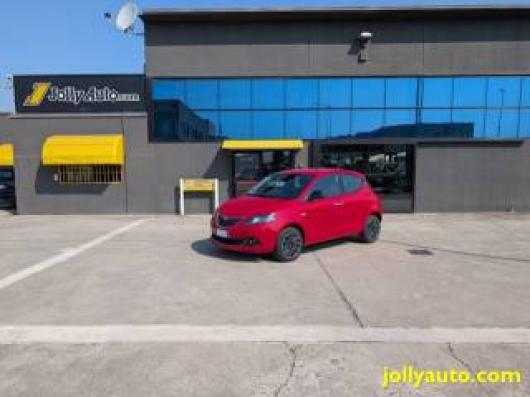 usato LANCIA Ypsilon
