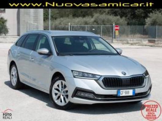 usato SKODA Octavia