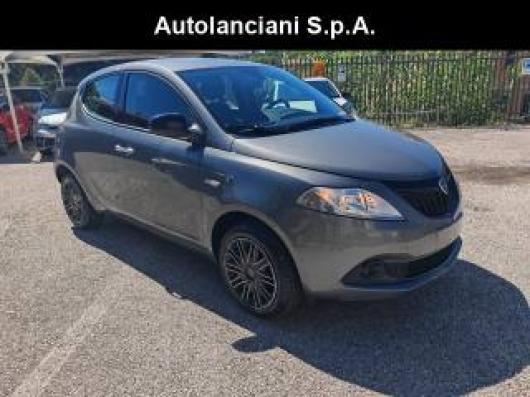 usato LANCIA Ypsilon