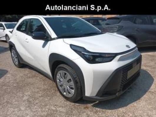 usato TOYOTA Aygo X