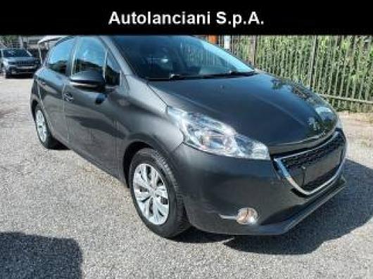 usato PEUGEOT 208