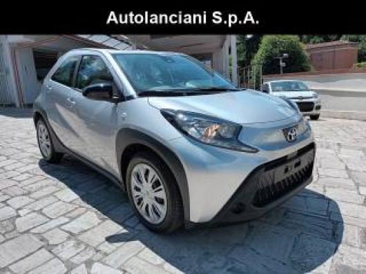 usato TOYOTA Aygo X