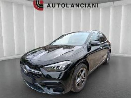 usato MERCEDES GLA 200