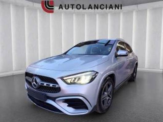 usato MERCEDES GLA 200