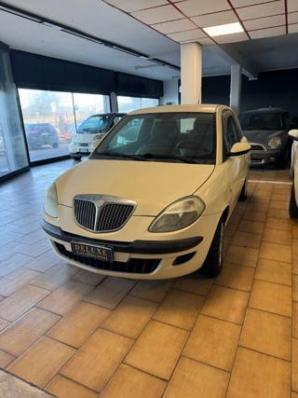 usato LANCIA Ypsilon