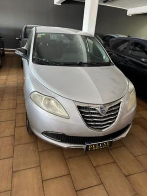 Ypsilon
