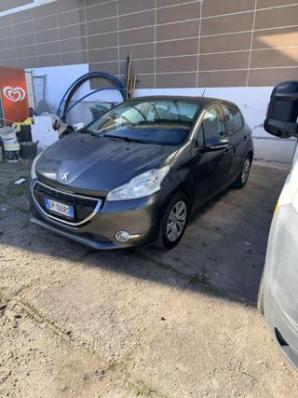 usato PEUGEOT 208