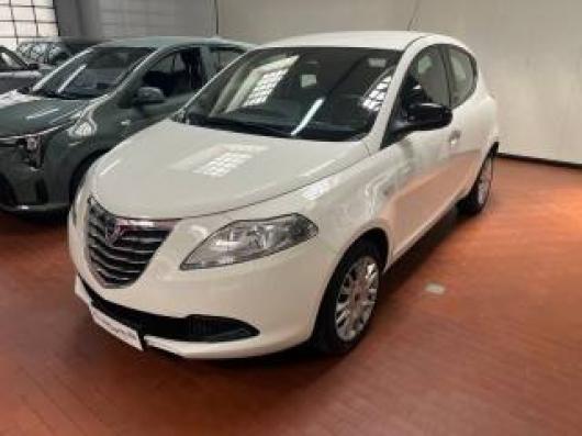 Ypsilon