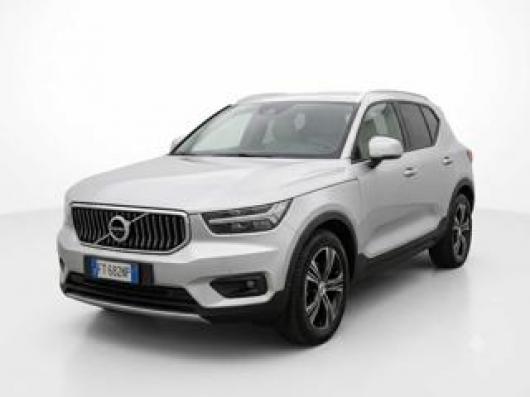 usato VOLVO XC40