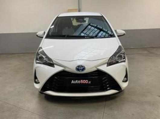 usato TOYOTA Yaris