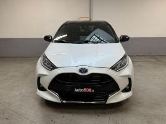 usato TOYOTA Yaris