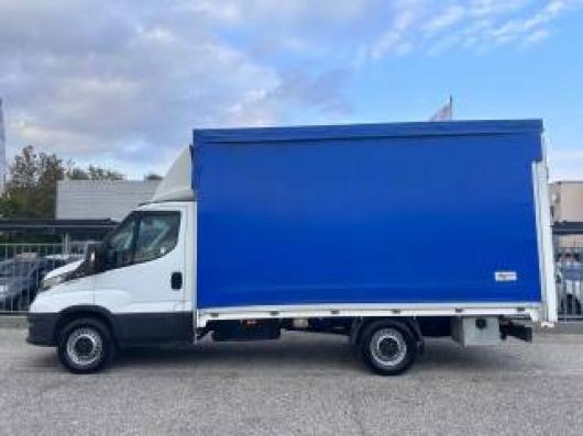 usato IVECO Daily