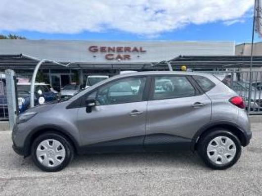 usato RENAULT Captur