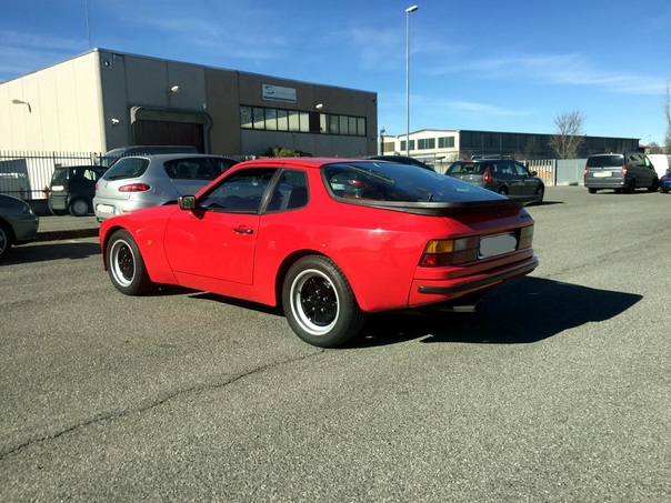 944