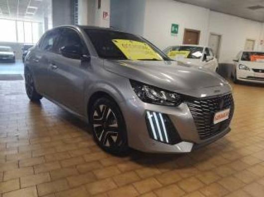 usato PEUGEOT 208