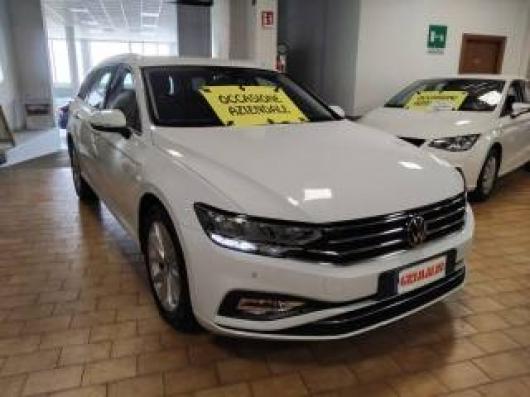 usato VOLKSWAGEN Passat