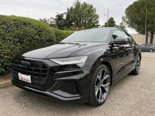usato AUDI Q8