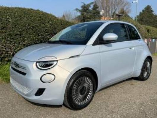 Km 0 FIAT 500