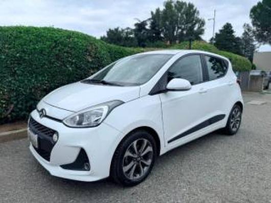 i10