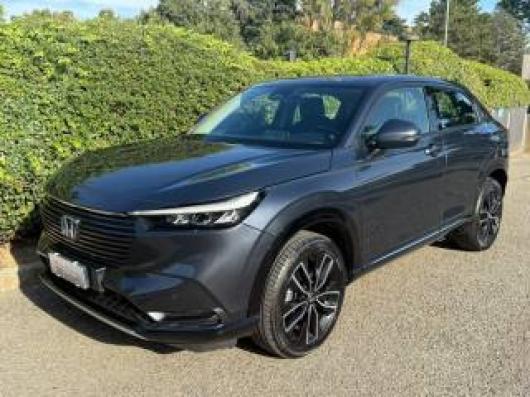 HR V