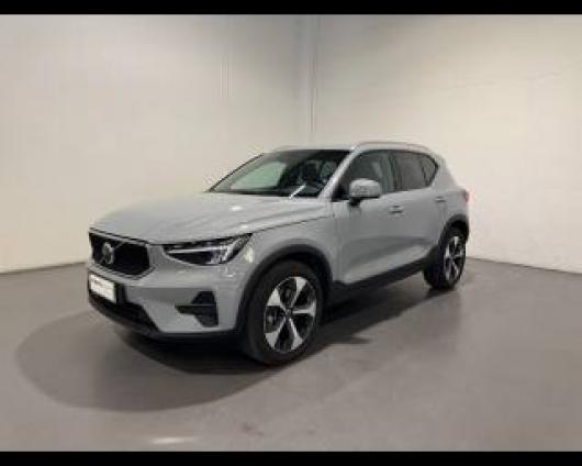 usato VOLVO XC40