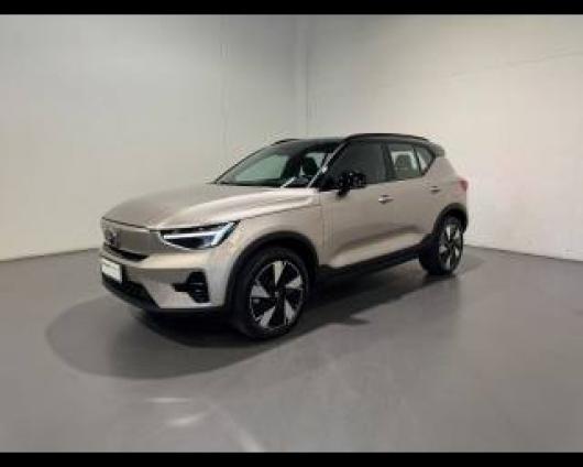 usato VOLVO XC40