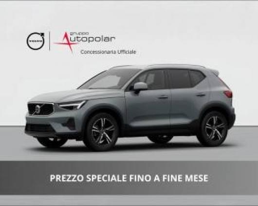nuovo VOLVO XC40
