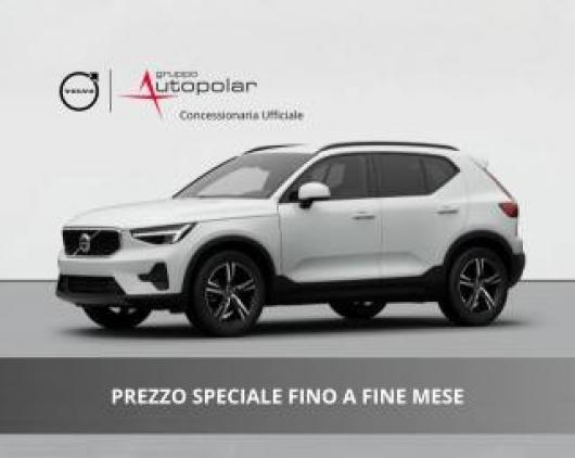 nuovo VOLVO XC40